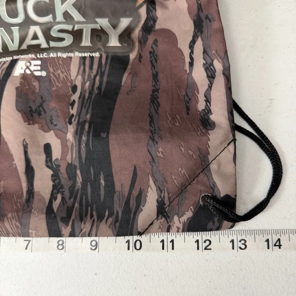 Duck Dynasty Camo Drawstring Backpack Bag 2013‎ A&E TV Show Merchandise